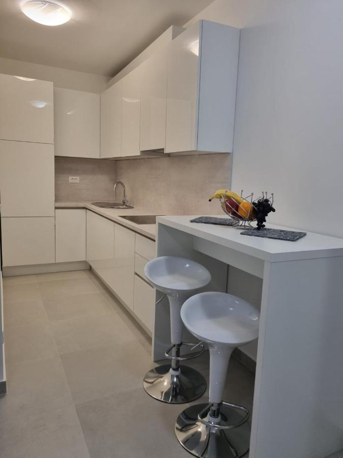 Lucis Apartment Senj  Luaran gambar